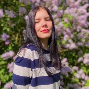 Meet your Posher, Ioana carmen